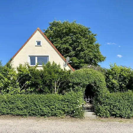 Holiday home Ferienhaus-kuschel-muschel *
